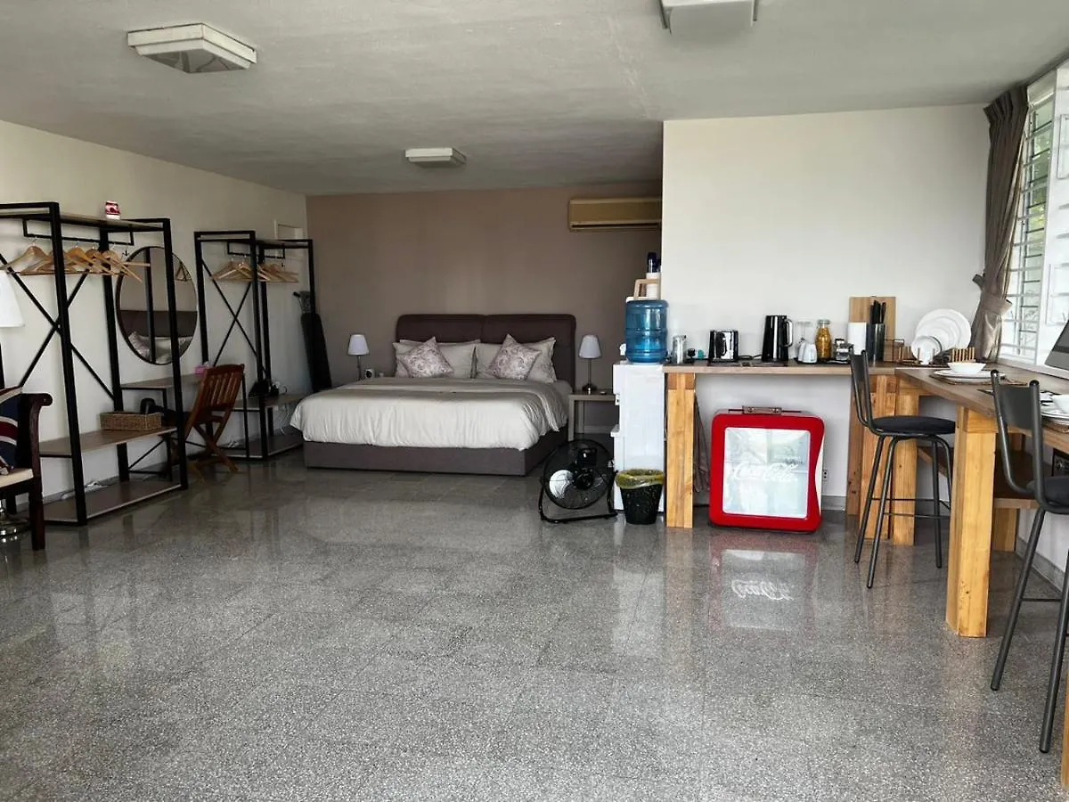The Beach Inn تانجونغ بونغاه
